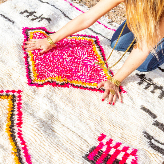 Tapis berbere couleur, Azilal blanc et rose