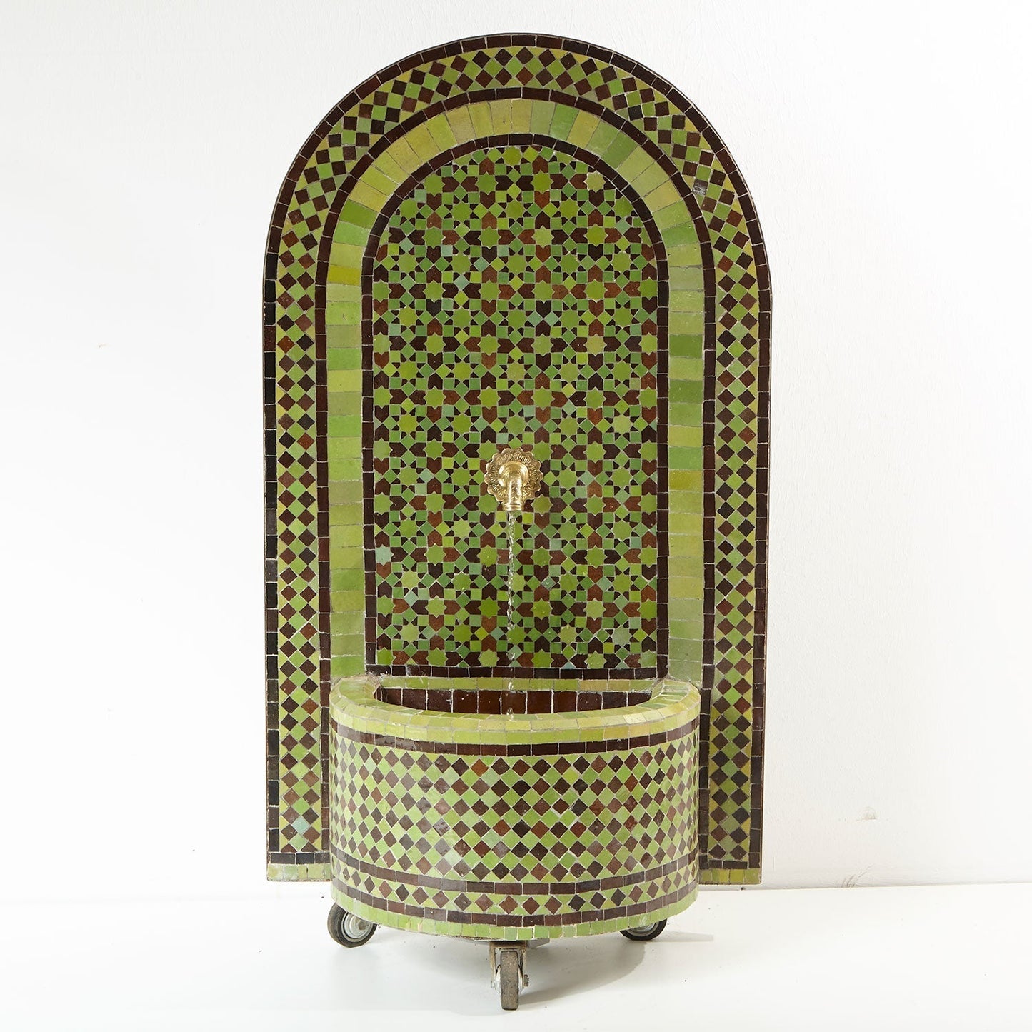 Mosaic Fountain Star Green