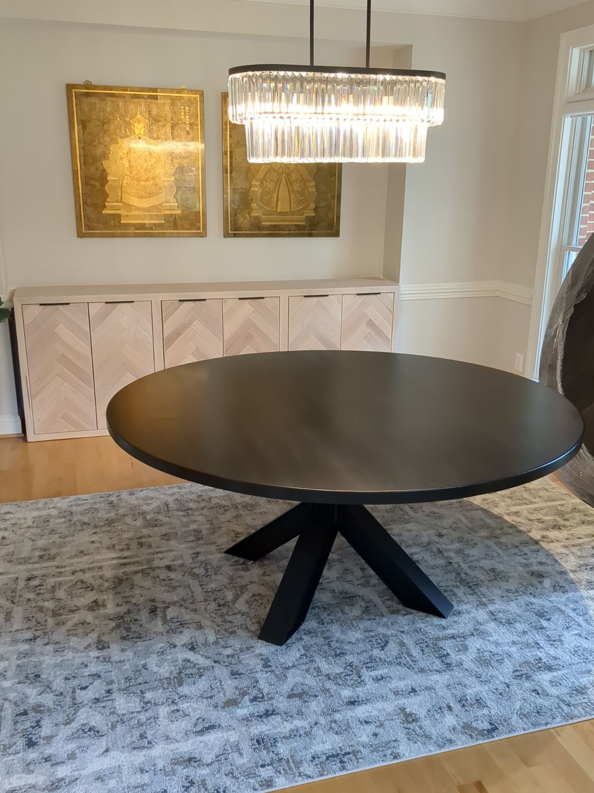 72" Spider Round Dining Table