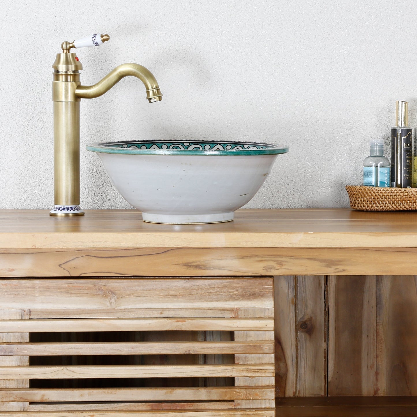 Small Round Washbasin