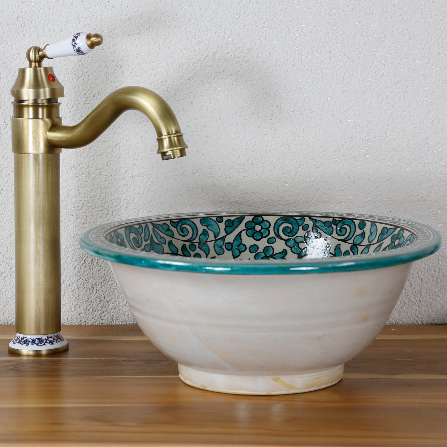 Guest toilet sink