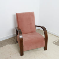 Cozy, minimalist lounge chair perfect for modern