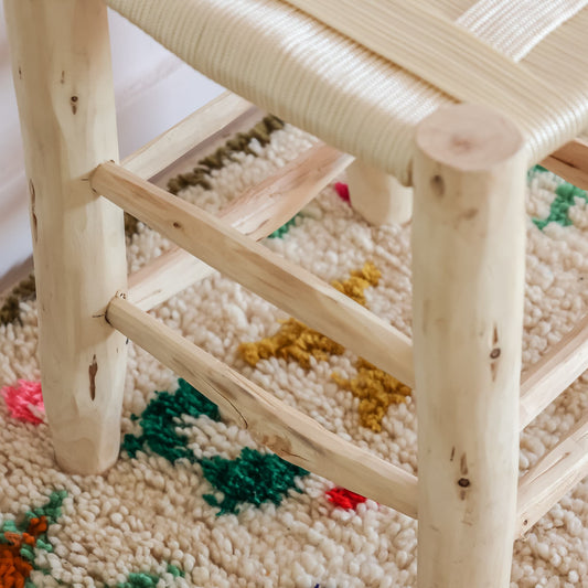 Petit tabouret bois marocain et tressage de corde beige