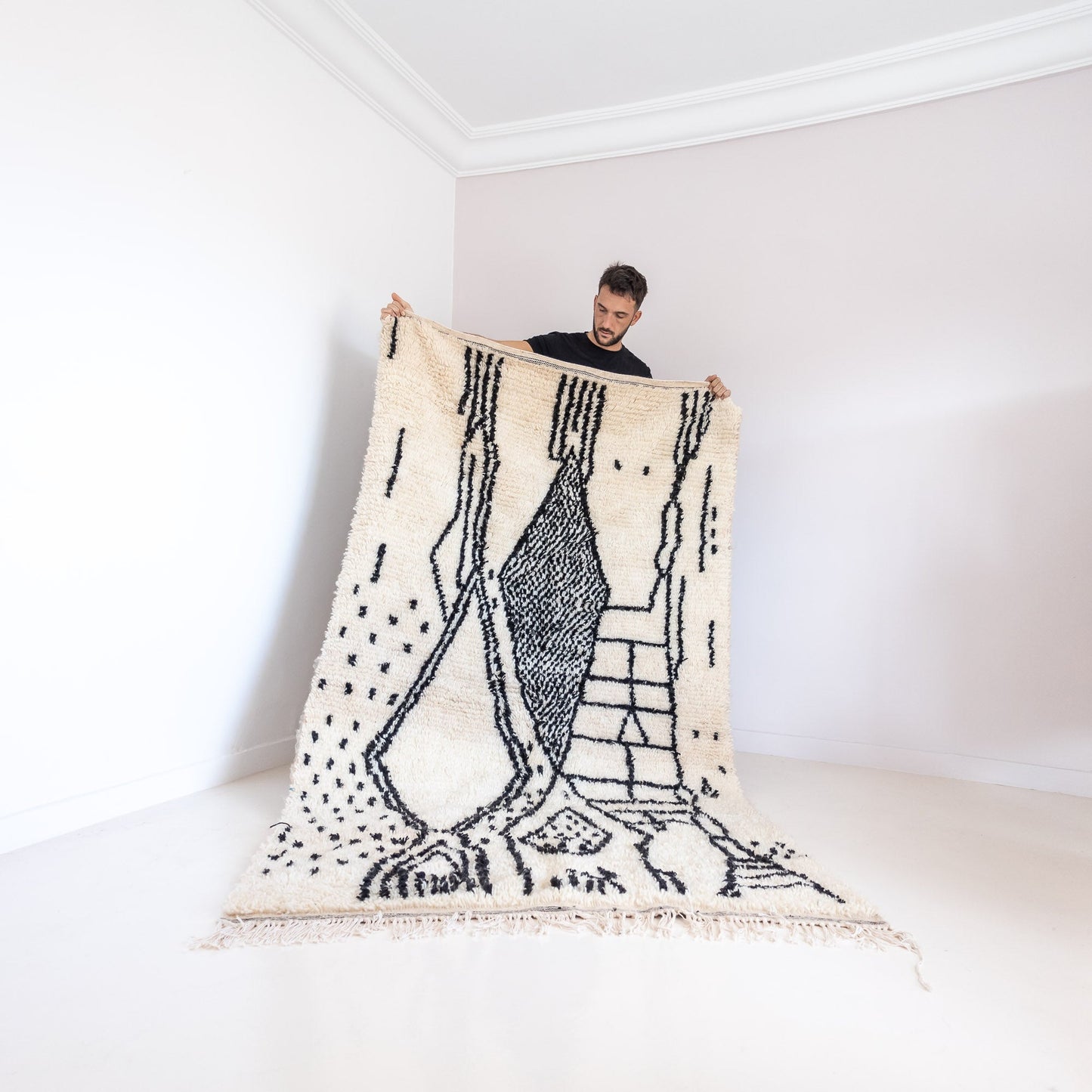 Tapis berbere ecru et noir, Azilal 100% laine