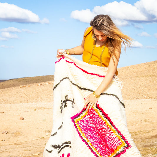 Tapis berbere couleur, Azilal blanc et rose