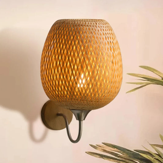 bamboo-light-fixture-decor