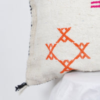 Handcrafted Moroccan Kilim Pillow Cover – Bohemian Wool Decorative Throw Pillow