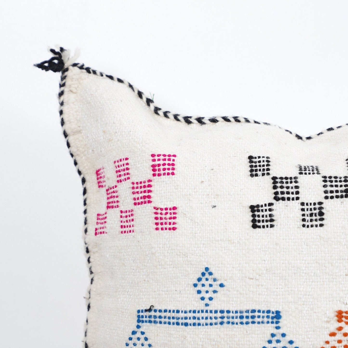 Handcrafted Moroccan Kilim Pillow Cover - Boho Decorative Throw Pillow - Unique Geometric Wool Cushion Cover