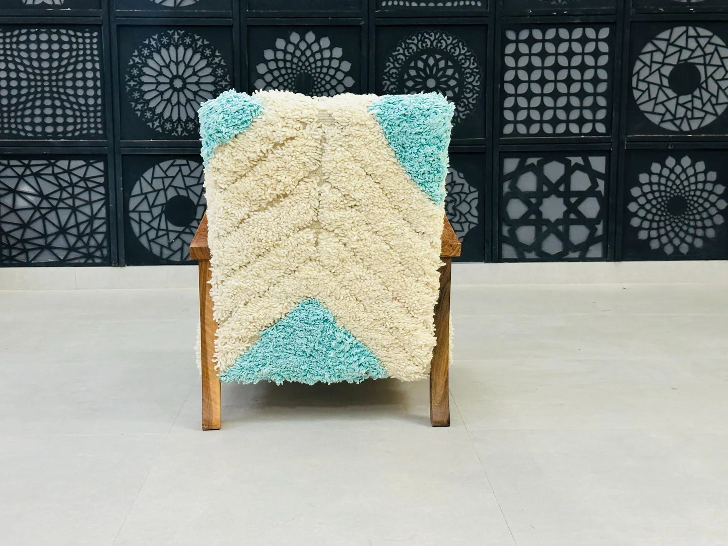 Chic moroccan walnut wood