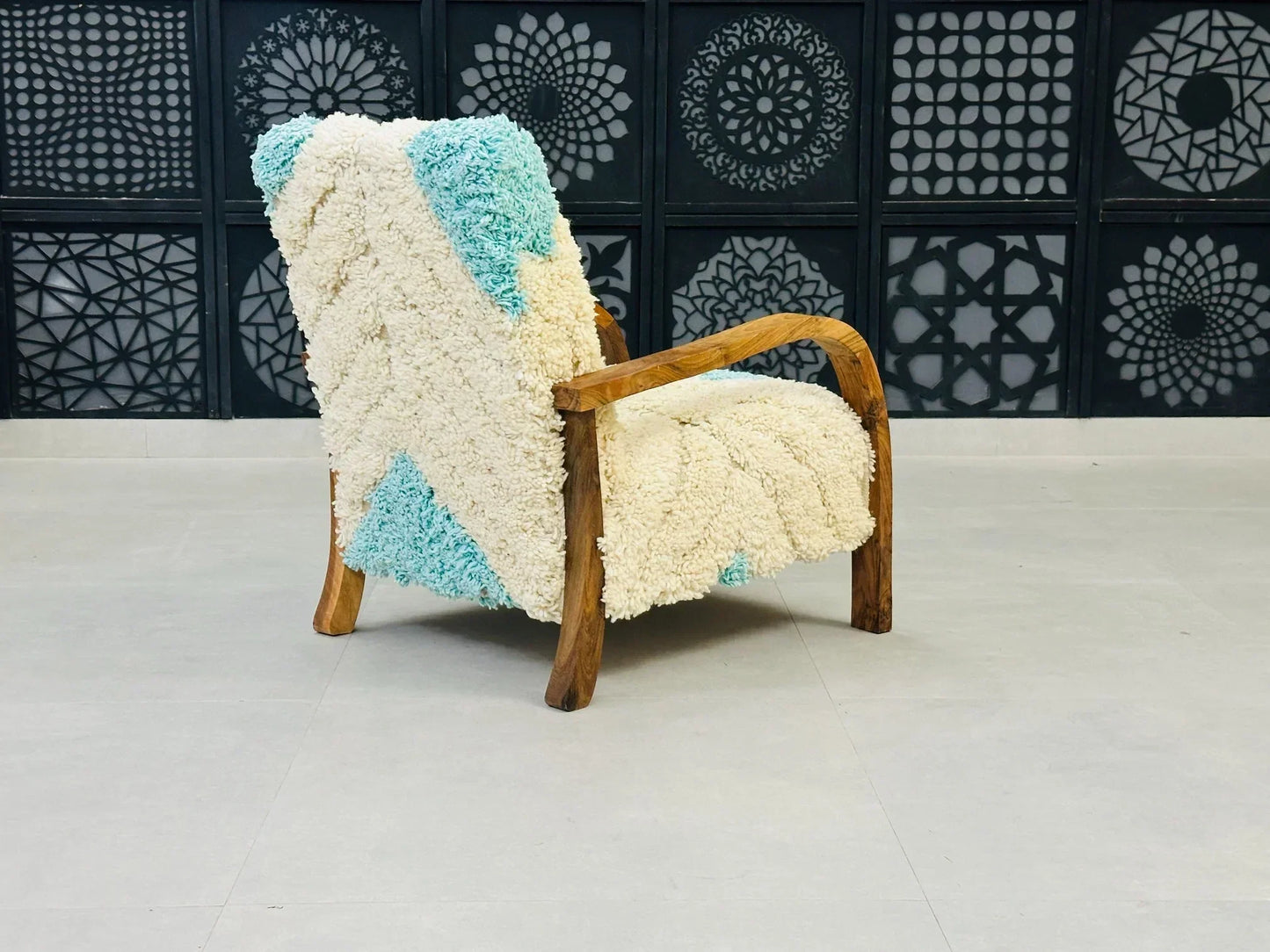 Chic moroccan walnut wood