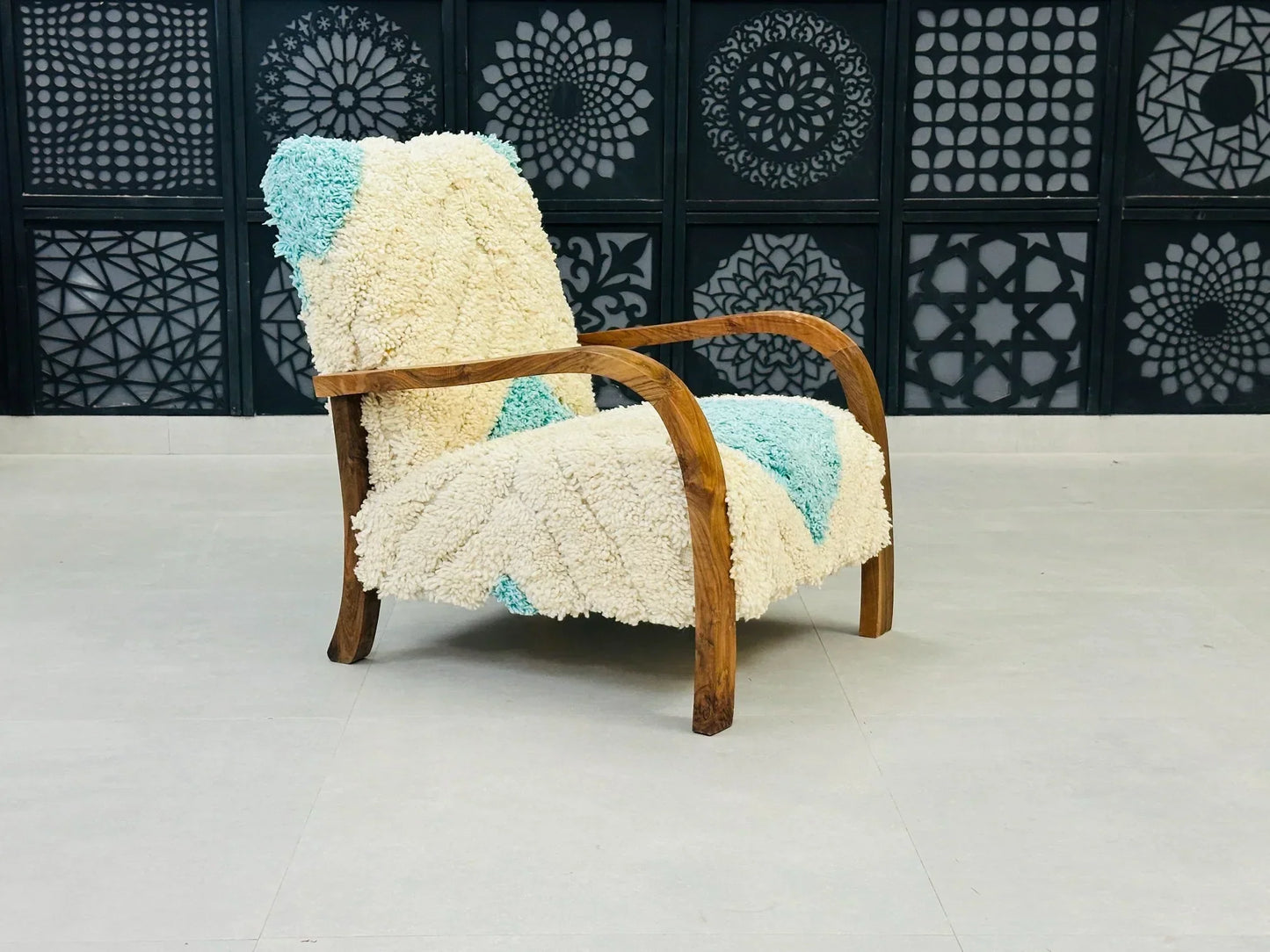 Chic moroccan walnut wood