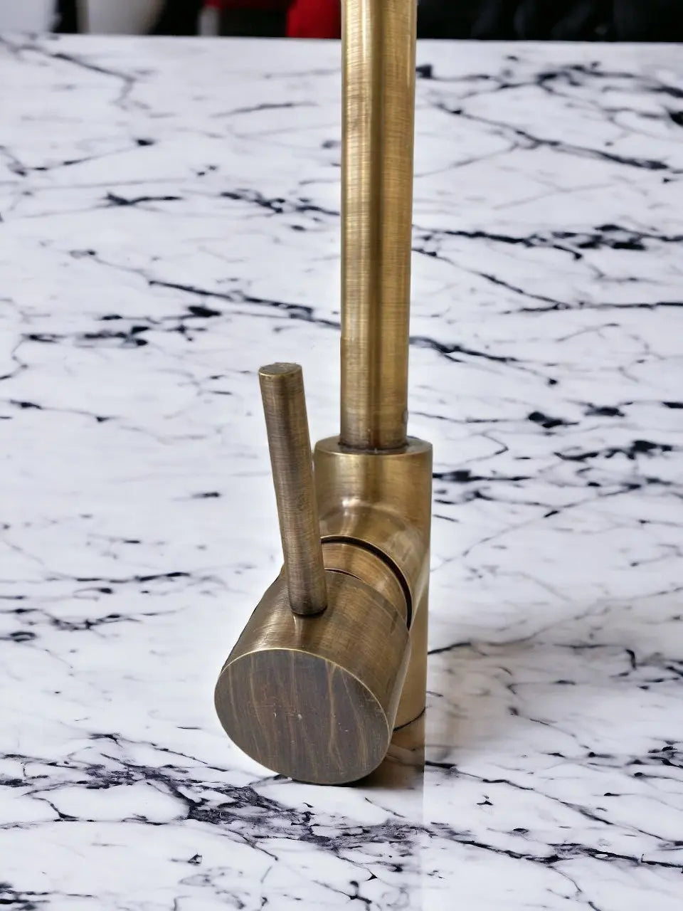 Versatile single-hole unlacquered Brass faucet #04